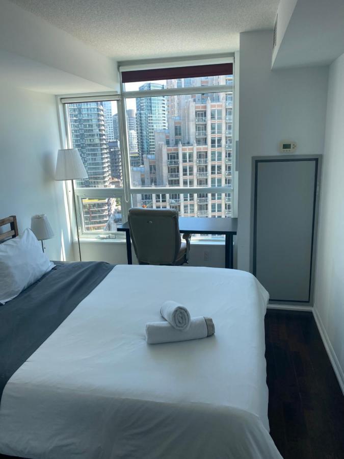 Downtown Toronto+Free Parking+Cn Tower View Apartment Ngoại thất bức ảnh