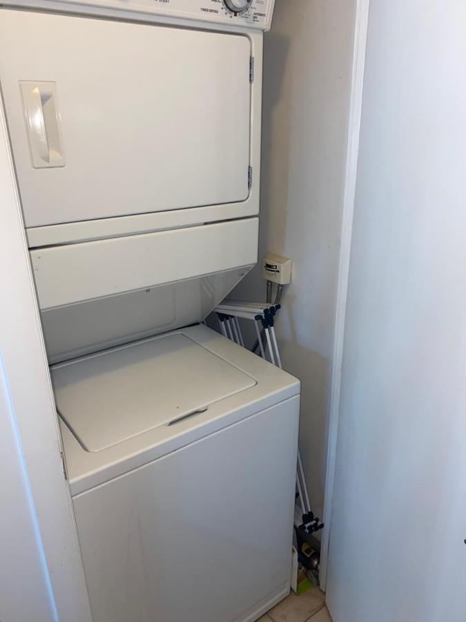 Downtown Toronto+Free Parking+Cn Tower View Apartment Ngoại thất bức ảnh