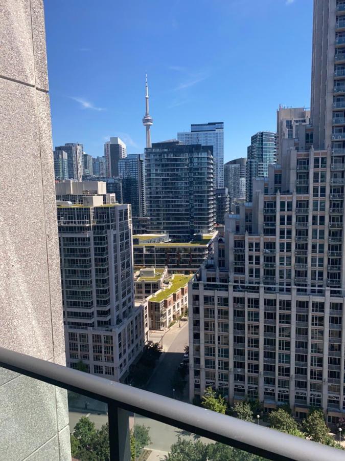 Downtown Toronto+Free Parking+Cn Tower View Apartment Ngoại thất bức ảnh